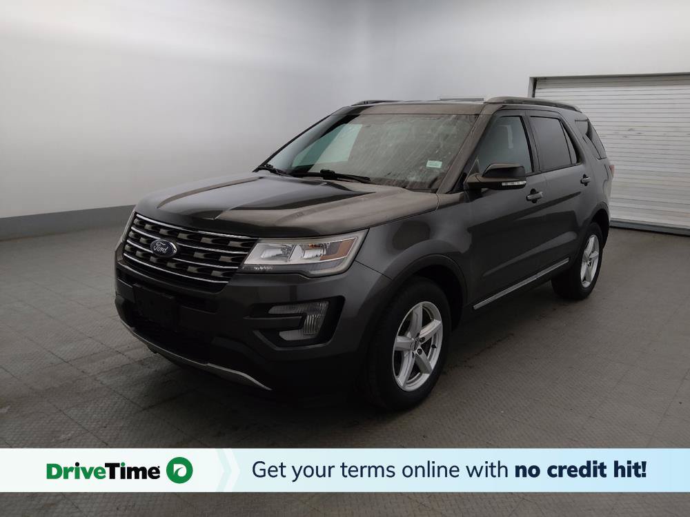 Used 2017 Ford Explorer XLT AWD/4WD image 1