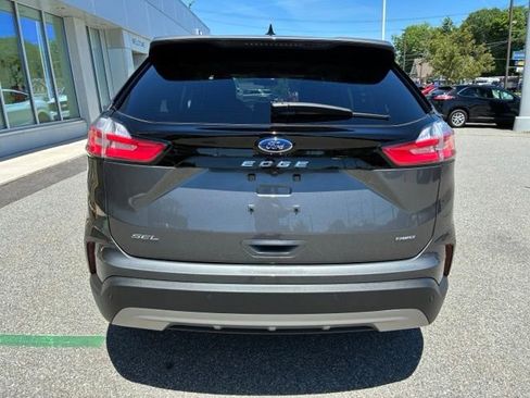 Certified 2023 Ford Edge SEL w/ Convenience Package AWD/4WD image 4