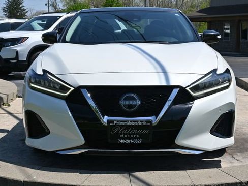 Used 2023 Nissan Maxima SL FWD image 2