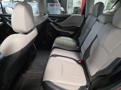 Used 2022 Subaru Forester Limited image 16