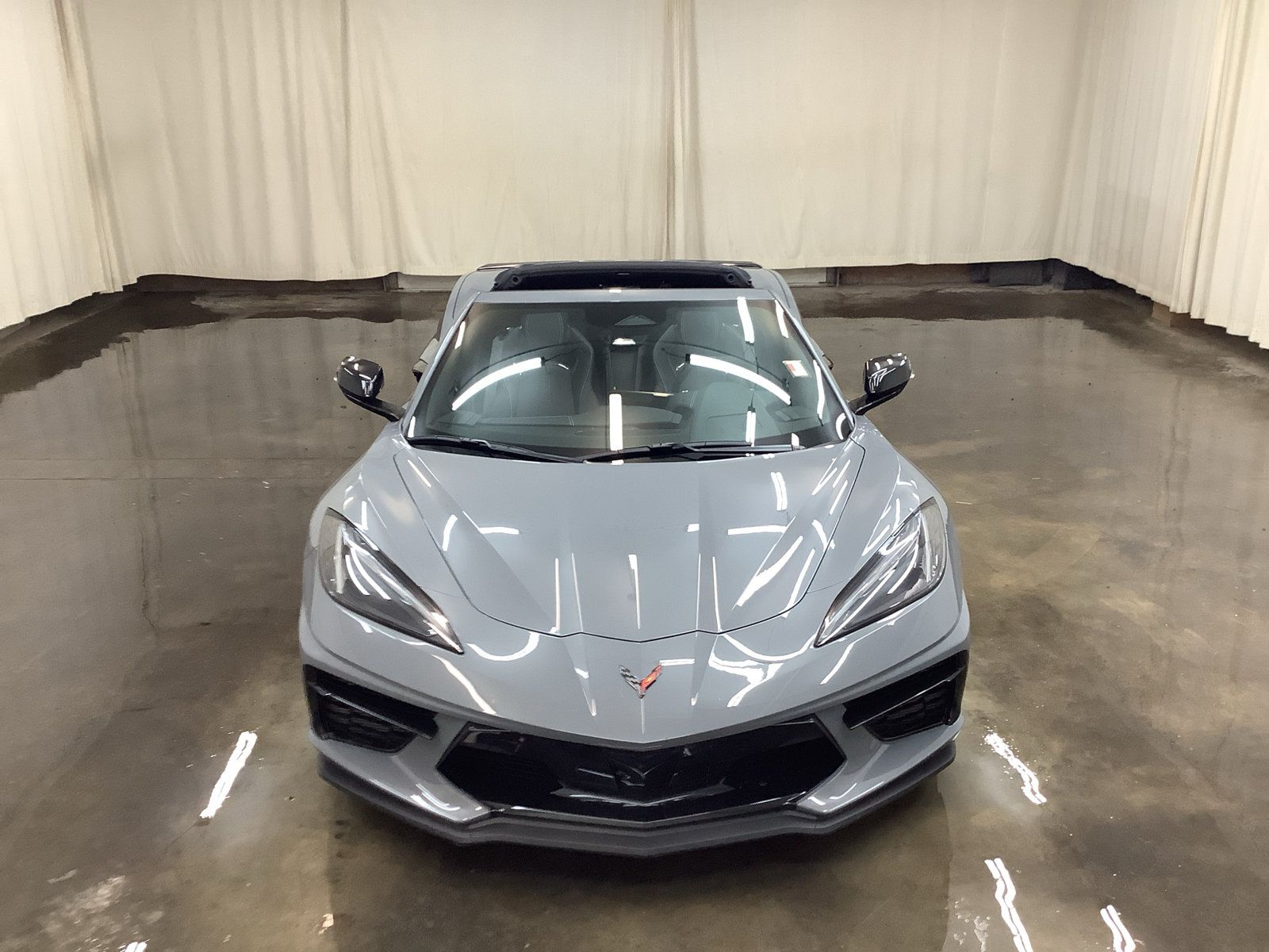 Used 2024 Chevrolet Corvette Stingray Coupe w/ 1LT RWD image 2