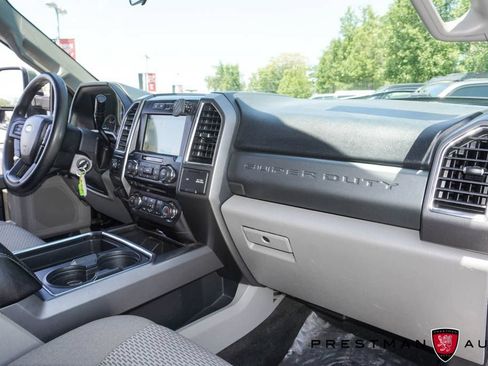 Used 2017 Ford F250 XLT w/ XLT Premium Package AWD/4WD image 51