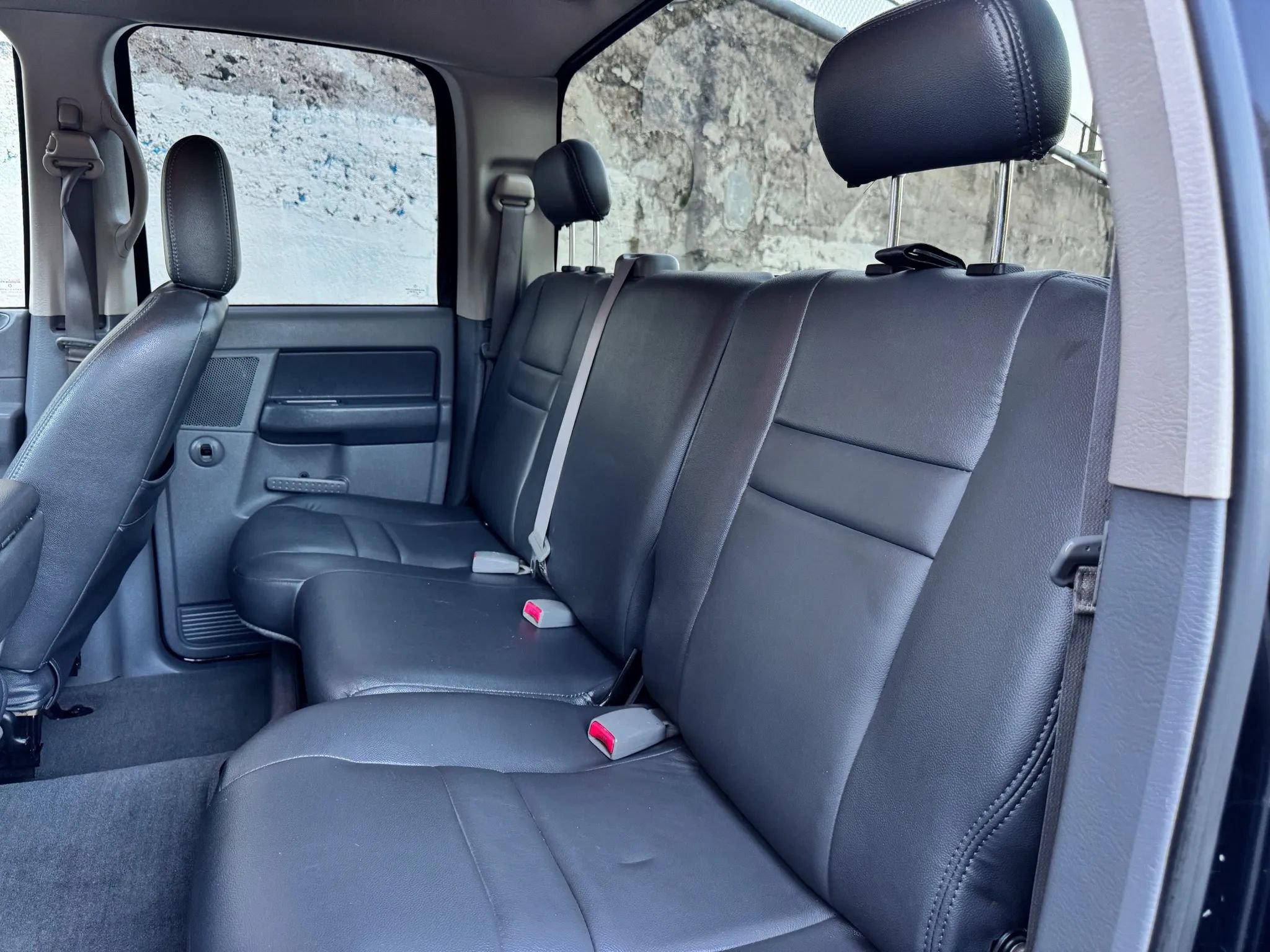 Used 2006 Dodge Ram 2500 Truck SLT AWD/4WD image 24