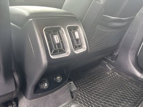Used 2021 Kia Sorento S AWD/4WD image 10