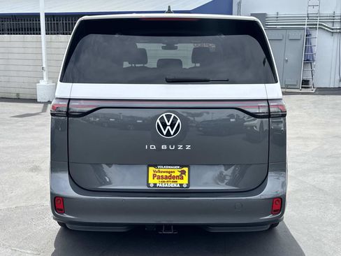 Certified 2025 Volkswagen ID. Buzz Pro S Plus RWD image 4