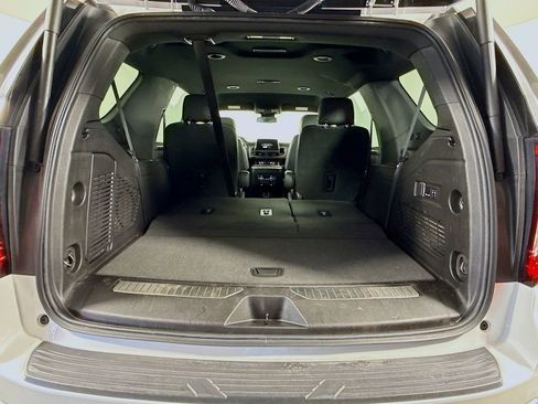 Used 2023 GMC Yukon AT4 w/ Technology Package image 27