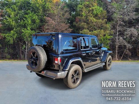 Used 2021 Jeep Wrangler Unlimited Sahara image 17