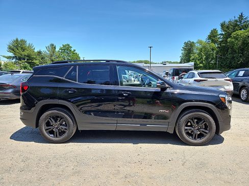Used 2024 GMC Terrain AT4 AWD/4WD image 8