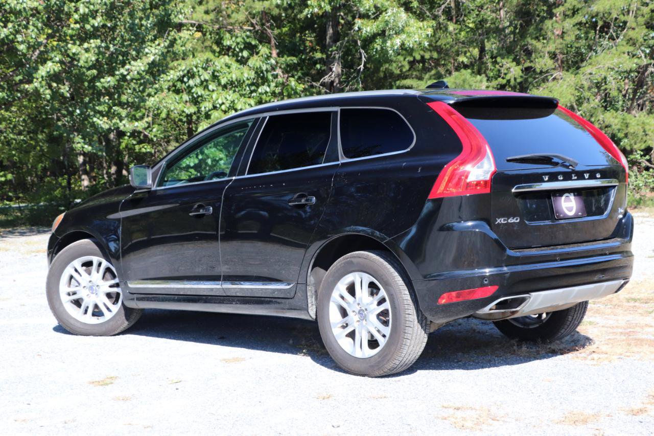 Used 2015 Volvo XC60 T6 AWD/4WD image 35