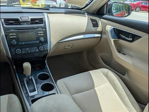 Used 2013 Nissan Altima 2.5 SV w/ 2.5SV Convenience Pkg FWD image 9