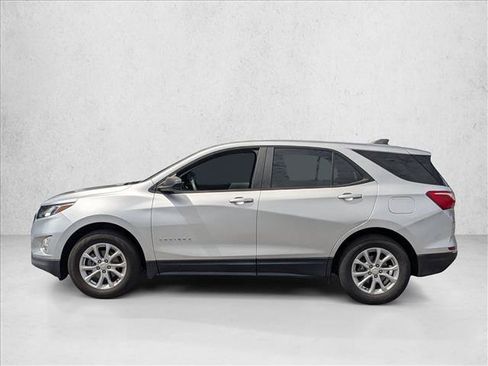 Used 2021 Chevrolet Equinox LS FWD image 5