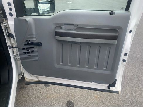 Used 2016 Ford F250 XL image 20