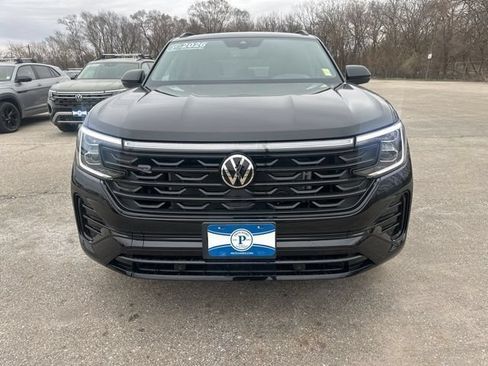 New 2026 Volkswagen Atlas Cross Sport SEL R-Line AWD/4WD image 2
