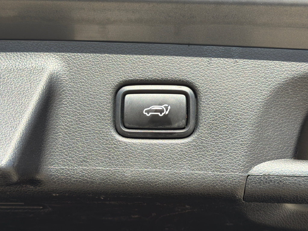 Used 2022 Hyundai Palisade SEL w/ Premium Package AWD/4WD image 7
