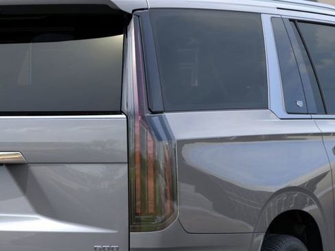 New 2026 Cadillac Escalade ESV Luxury image 11