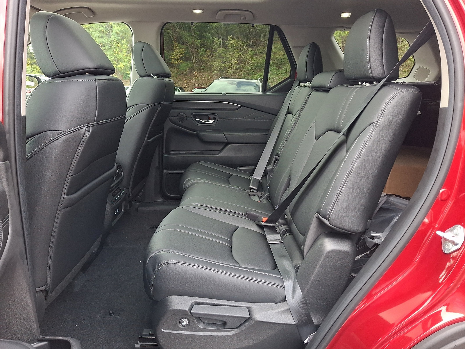 New 2026 Honda Pilot Touring image 10