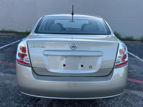 Used 2009 Nissan Sentra 2.0 S FWD image 8