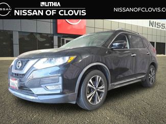 Used 2017 Nissan Rogue SL video 1