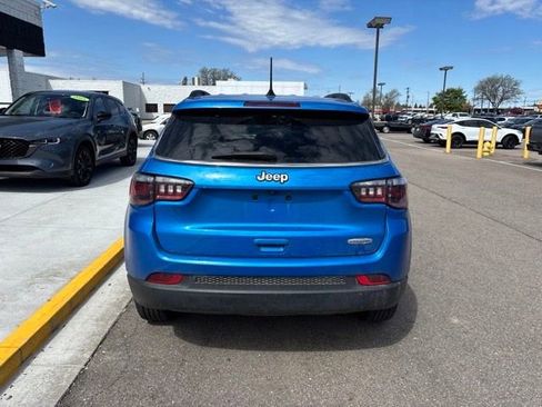 Used 2022 Jeep Compass Latitude FWD image 8