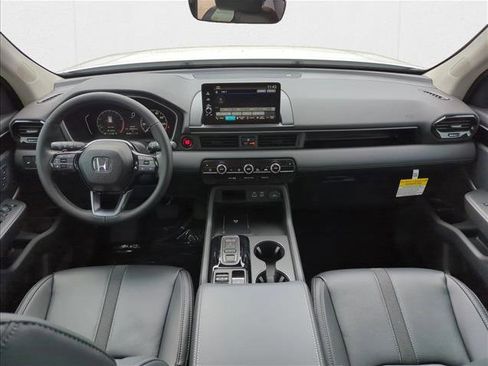 New 2025 Honda Pilot EX-L image 13