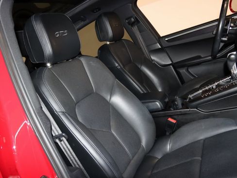 Used 2021 Porsche Macan GTS image 59