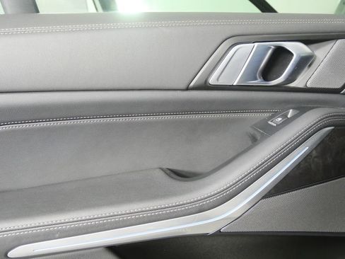 Used 2024 BMW X5 sDrive40i image 13