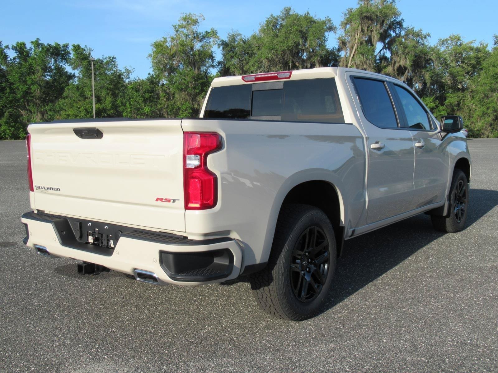 New 2026 Chevrolet Silverado 1500 RST w/ RST All Star Premium Package AWD/4WD image 7