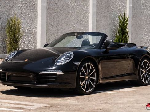 Used 2013 Porsche 911 Carrera RWD image 6