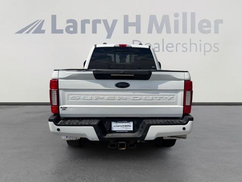 Certified 2020 Ford F350 Lariat AWD/4WD image 4