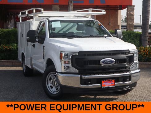 Used 2022 Ford F350 XL w/ Power Equipment Group RWD image 2