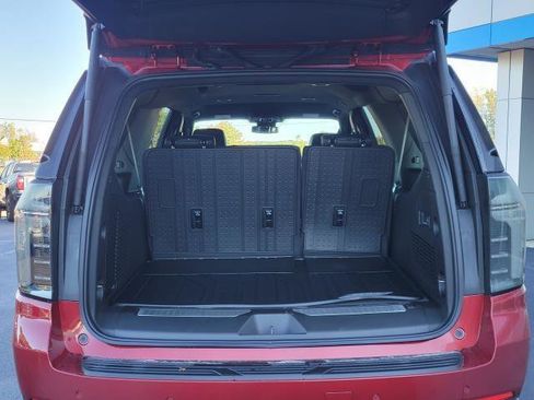 New 2026 Chevrolet Suburban Z71 w/ Comfort Package image 8