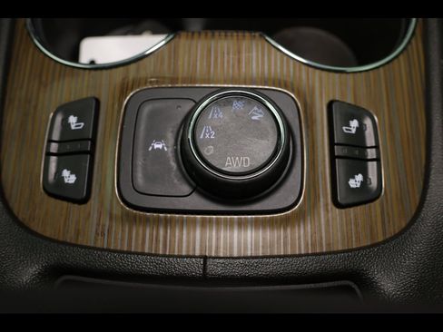 Used 2023 GMC Acadia SLE w/ Driver Convenience Package image 15