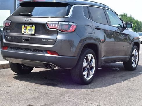 Used 2021 Jeep Compass Limited w/ Sun and Sound Group AWD/4WD image 17