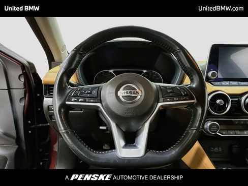 Used 2022 Nissan Sentra SV w/ SV Premium Package FWD image 6