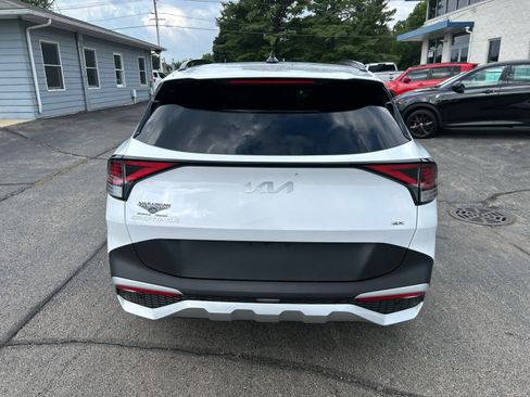 Used 2025 Kia Sportage EX w/ Premium Package AWD/4WD image 6