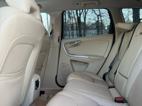 Used 2015 Volvo XC60 T5 Platinum FWD image 26