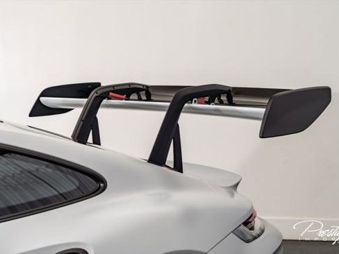 Used 2023 Porsche 911 GT3 RS RWD image 12