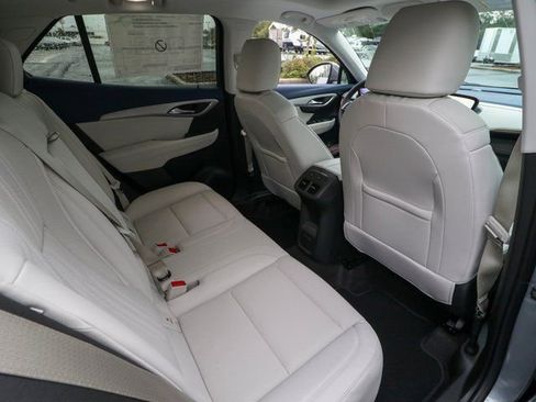 New 2026 Buick Envision Avenir image 24