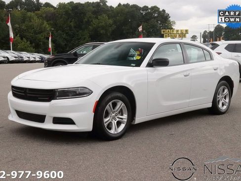 Used 2023 Dodge Charger SXT image 3
