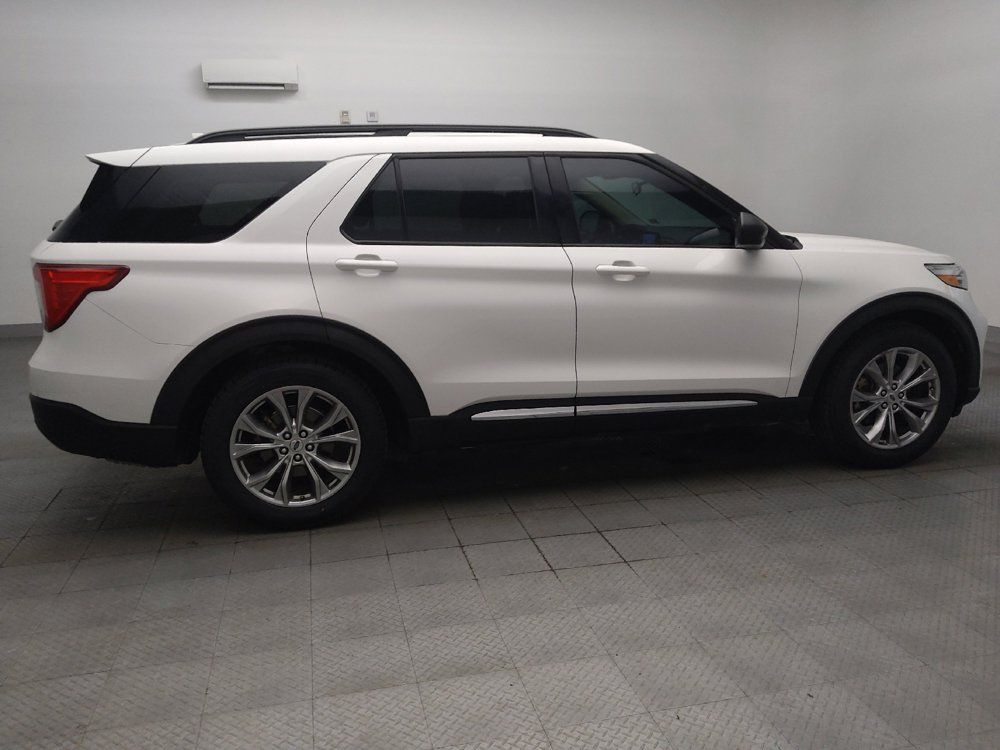Used 2020 Ford Explorer XLT w/ Equipment Group 202A RWD image 10