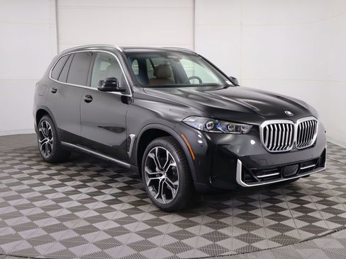 New 2026 BMW X5 xDrive40i image 3