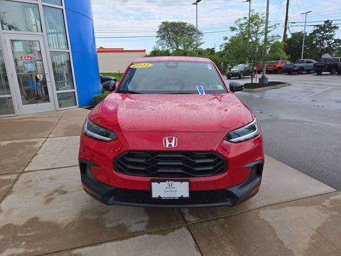Used 2024 Honda HR-V Sport image 8