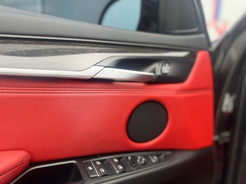 Used 2019 BMW X6 xDrive35i w/ Convenience Package image 36