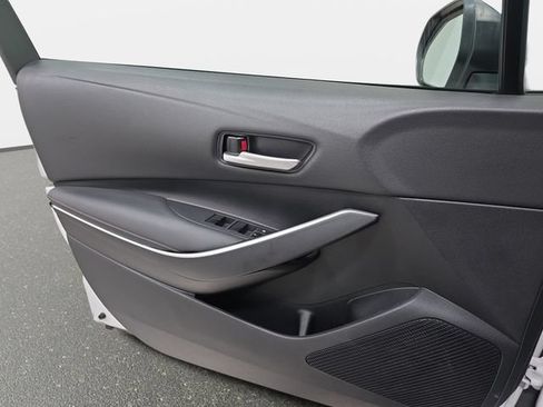Certified 2024 Toyota Corolla SE FWD image 24
