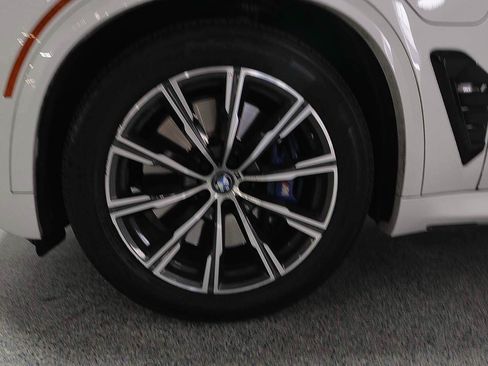 Used 2024 BMW X5 xDrive50e w/ Executive Package AWD/4WD image 5