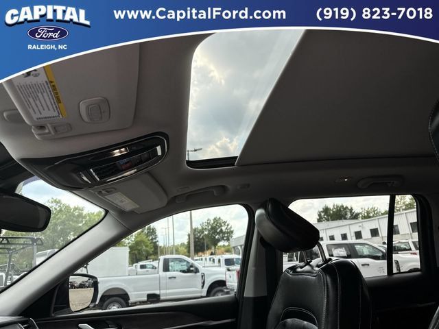 Used 2022 Jeep Grand Cherokee Limited w/ MOPAR Finishing Package AWD/4WD image 22