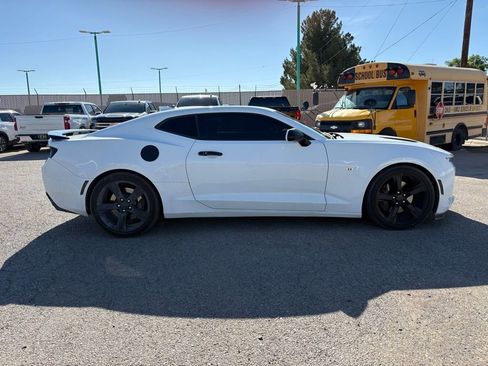 Used 2016 Chevrolet Camaro SS RWD image 6