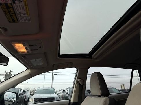 Used 2013 Toyota RAV4 XLE image 30