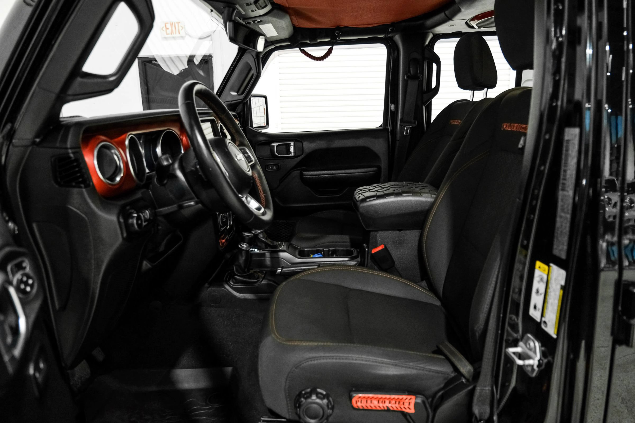 Used 2019 Jeep Wrangler Unlimited Rubicon AWD/4WD image 14