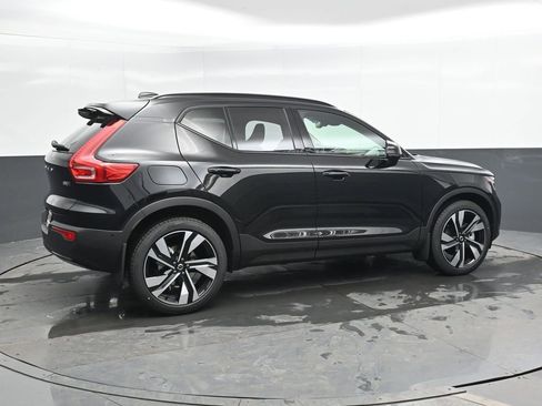 New 2026 Volvo XC40 B5 Plus w/ Protection Package Premier image 2